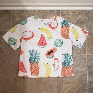 Semi cropped fruit tee